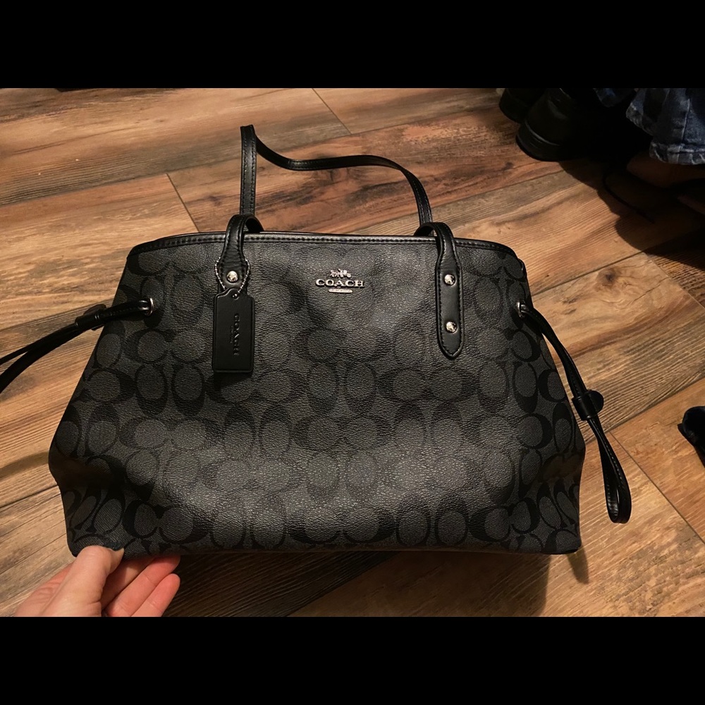 Coach carryall purse